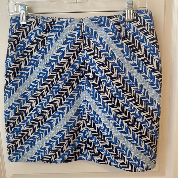 Small blue mini skirt - Picture 2 of 2